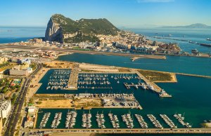 17 x 5.4 Metre Berth/Mooring Alcaidesa Puerto Deportivo Marina For Rent
