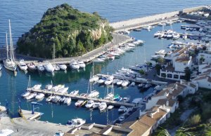 8 x 3.5 Metre Berth/Mooring Marina del Este For Sale